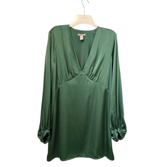 H&M Short Babydoll Mini Dress V Neck Long Sleeves Size Large Green - Picture 4 of 12